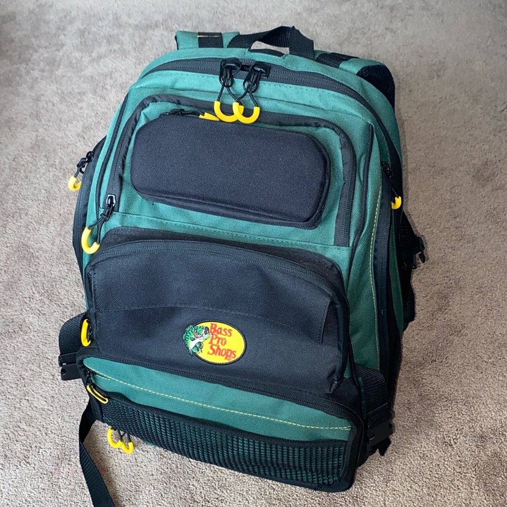 NWOT Bass Pro Shops fishing bag